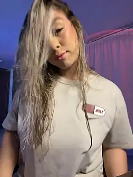 Snapshot of Im_sophiie chatting on 09-26-25, 06:39 Im sophiie online show from 09-26-25, 06:39