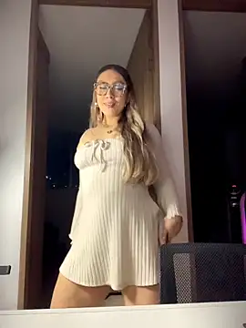 Im sophiie online show from 02-28-26, 06:47