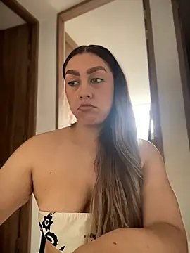 Snapshot of Im_sophiie chatting on 06-29-26, 10:54 Im sophiie online show from 06-29-26, 10:54