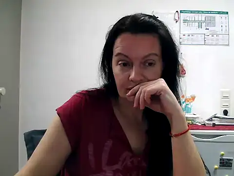 LoveNBloom online show from 03-11-26, 06:58