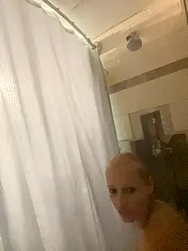 Jessiejames32 online show from 11-02-25, 06:38