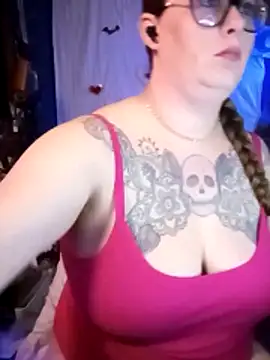 Snapshot of edgexchaos chatting on 02-10-26, 05:11 edgexchaos online show from 02-10-26, 05:11