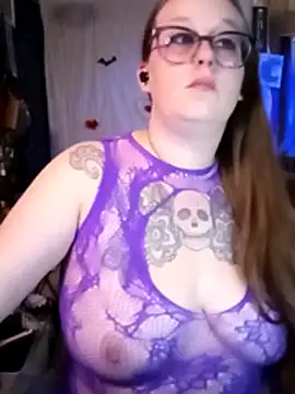 Snapshot of edgexchaos chatting on 02-23-26, 04:43 edgexchaos online show from 02-23-26, 04:43