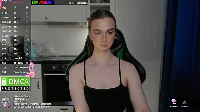 Snapshot of Lee_Loo chatting on 02-21-25, 02:59 Lee Loo online show from 02-21-25, 02:59