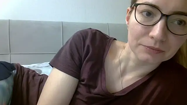 Ashleyspice online show from 02-17-25, 07:47