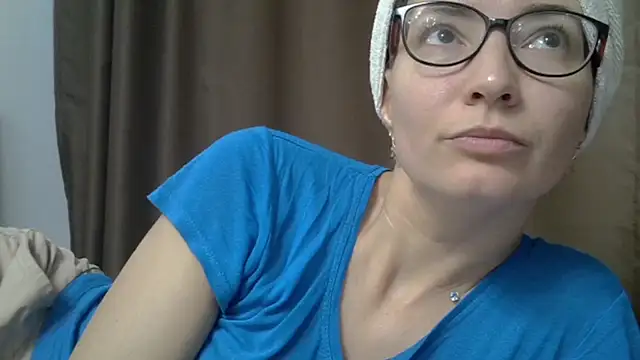 Ashleyspice online show from 10-27-25, 05:55