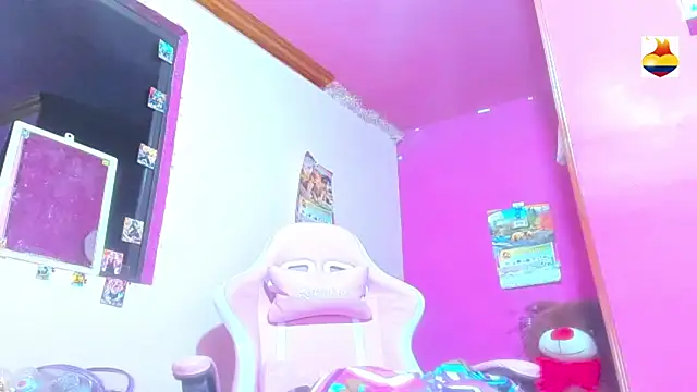 Snapshot of BARBYCHOCOLAT chatting on 09-14-25, 01:43 BARBYCHOCOLAT online show from 09-14-25, 01:43