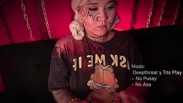 Snapshot of Laura_takint chatting on 03-06-25, 10:15 Laura takint online show from 03-06-25, 10:15