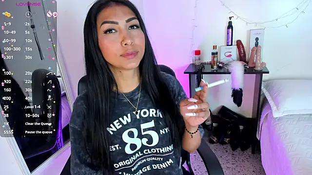 Tracy lambo online show from 11-26-25, 08:32