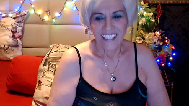 HappyWomanOn online show from 01-04-25, 10:34