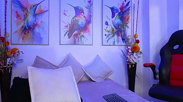 Marianaa Lopezz online show from 01-17-25, 07:49