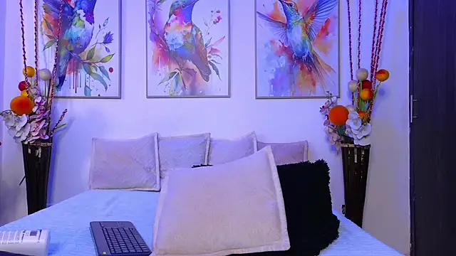 Marianaa Lopezz online show from 02-15-25, 07:39