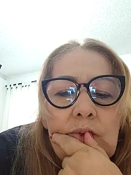 Snapshot of Nayla_Garner chatting on 11-29-25, 09:29 Nayla Garner online show from 11-29-25, 09:29