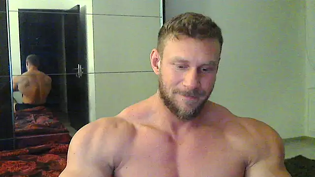 Snapshot of muscularkevin chatting on 12-04-24, 02:15 muscularkevin online show from 12-04-24, 02:15