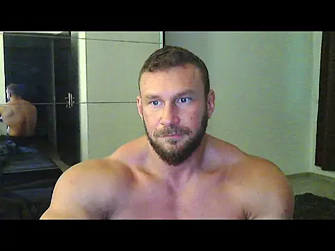 Snapshot of muscularkevin chatting on 09-29-25, 01:27 muscularkevin online show from 09-29-25, 01:27