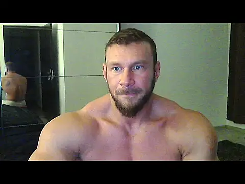 Snapshot of muscularkevin chatting on 10-06-25, 03:48 muscularkevin online show from 10-06-25, 03:48