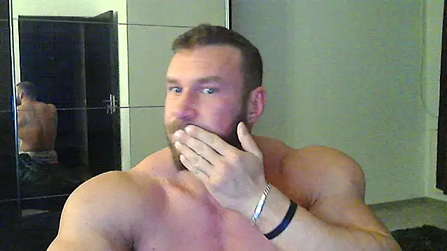 Snapshot of muscularkevin chatting on 11-09-25, 05:17 muscularkevin online show from 11-09-25, 05:17