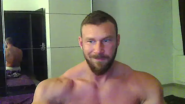 Snapshot of muscularkevin chatting on 05-09-26, 03:34 muscularkevin online show from 05-09-26, 03:34
