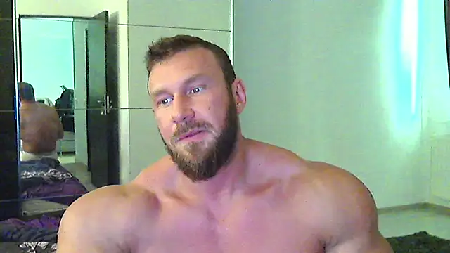 Snapshot of muscularkevin chatting on 05-16-26, 11:42 muscularkevin online show from 05-16-26, 11:42