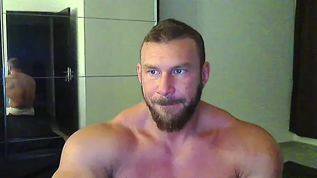 Snapshot of muscularkevin chatting on 05-31-26, 03:36 muscularkevin online show from 05-31-26, 03:36