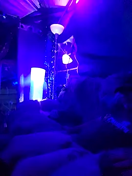 Hotredheadandtoungelasher online show from 03-10-25, 08:59