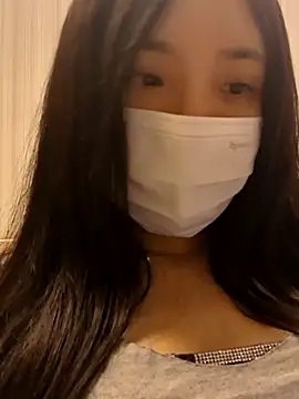 Snapshot of TBgril chatting on 07-15-26, 06:18 TBgril online show from 07-15-26, 06:18