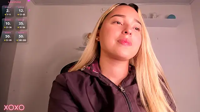 Snapshot of Irisweet_ chatting on 03-22-25, 12:49 Irisweet online show from 03-22-25, 12:49