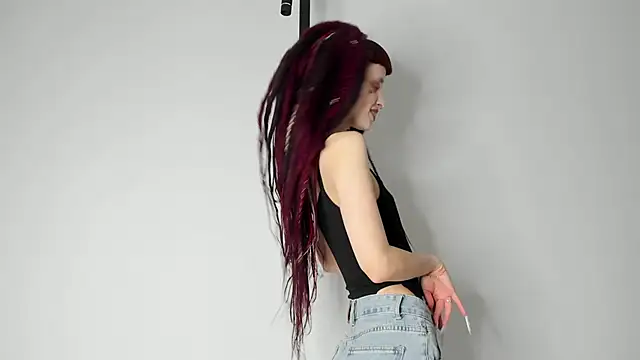 Snapshot of FlowerOfSin2001 chatting on 02-24-25, 07:09 FlowerOfSin2001 online show from 02-24-25, 07:09