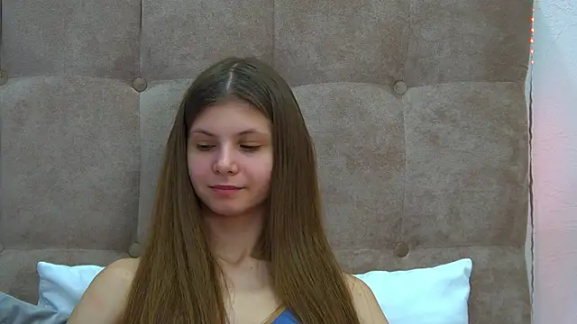 Snapshot of AudreyBarlow chatting on 02-19-25, 09:28 AudreyBarlow online show from 02-19-25, 09:28