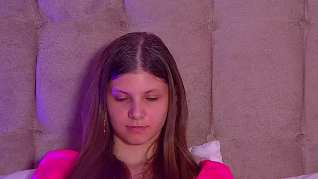 Snapshot of AudreyBarlow chatting on 03-01-25, 12:34 AudreyBarlow online show from 03-01-25, 12:34