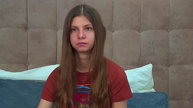 Snapshot of AudreyBarlow chatting on 09-20-25, 06:25 AudreyBarlow online show from 09-20-25, 06:25