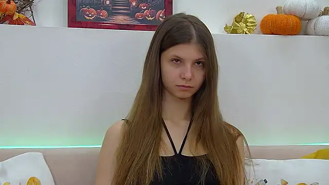 Snapshot of AudreyBarlow chatting on 10-24-25, 08:00 AudreyBarlow online show from 10-24-25, 08:00