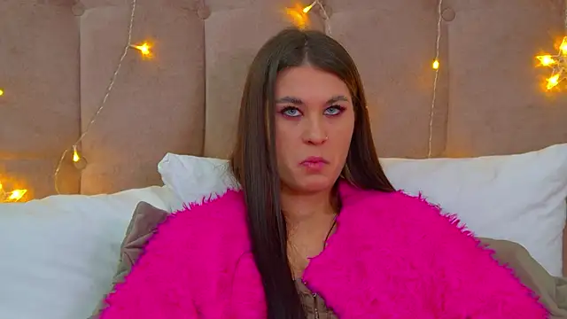 Snapshot of RachelSimpson chatting on 12-27-24, 01:22 RachelSimpson online show from 12-27-24, 01:22