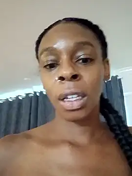 Snapshot of Jasmine_FullsShine chatting on 06-20-26, 01:14 Jasmine FullsShine online show from 06-20-26, 01:14