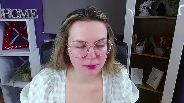 Snapshot of Zoey_Erotic chatting on 01-12-26, 05:34 Zoey Erotic online show from 01-12-26, 05:34