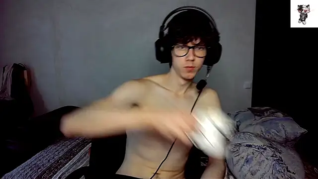 Snapshot of jamismu chatting on 03-01-25, 12:28 jamismu online show from 03-01-25, 12:28