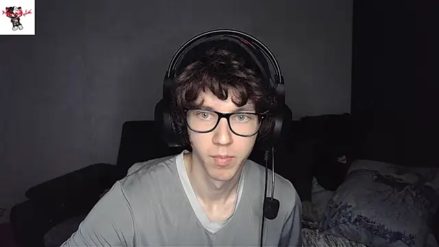 Snapshot of jamismu chatting on 03-07-25, 01:40 jamismu online show from 03-07-25, 01:40