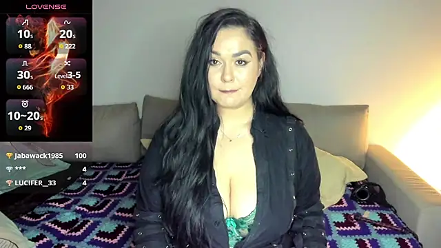 Snapshot of Laura_sinner chatting on 10-11-25, 04:27 Laura sinner online show from 10-11-25, 04:27