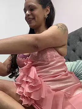 Snapshot of Kataliina chatting on 03-08-25, 05:17 Kataliina online show from 03-08-25, 05:17