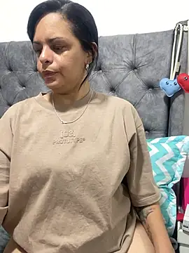 Snapshot of Kataliina chatting on 05-31-26, 10:22 Kataliina online show from 05-31-26, 10:22
