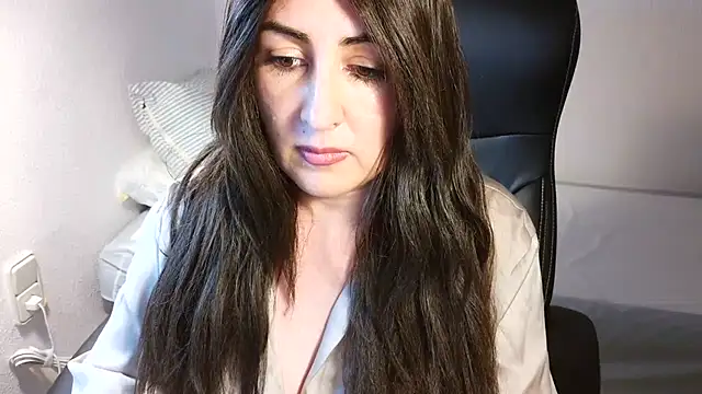 Snapshot of naughty_sarahh chatting on 07-04-26, 05:30 naughty sarahh online show from 07-04-26, 05:30