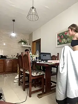 Elnonoykeila77 online show from 04-19-26, 04:50