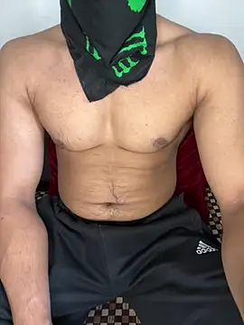 Snapshot of AmHunter04 chatting on 03-12-25, 09:02 AmHunter04 online show from 03-12-25, 09:02