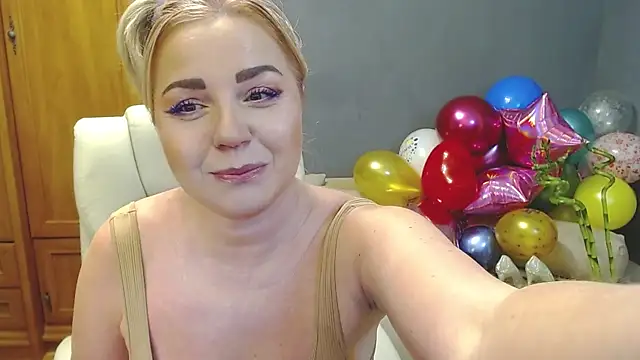 Snapshot of Cute_sun chatting on 12-22-24, 08:36 Cute sun online show from 12-22-24, 08:36