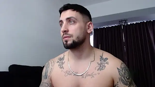 Snapshot of _DylanGreen chatting on 03-16-25, 09:05 DylanGreen online show from 03-16-25, 09:05