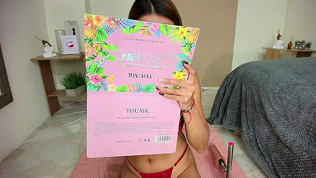 AnisiaFarina online show from 09-16-25, 11:33