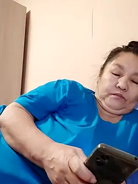 Zulfiya Bruce online show from 11-26-25, 03:24