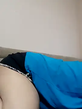 Zulfiya Bruce online show from 11-30-25, 05:39