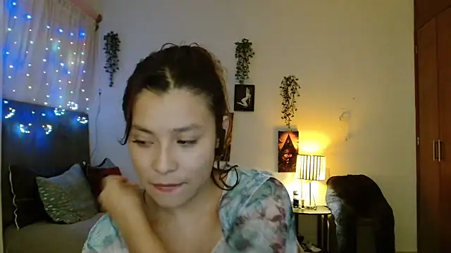 3littleschoolteens online show from 09-15-25, 07:19