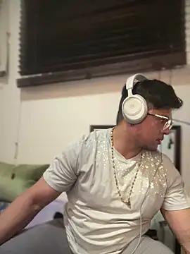 CleanGrey online show from 02-15-26, 10:14